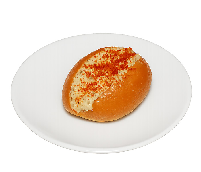 Maritozzo con baccalà mantecato